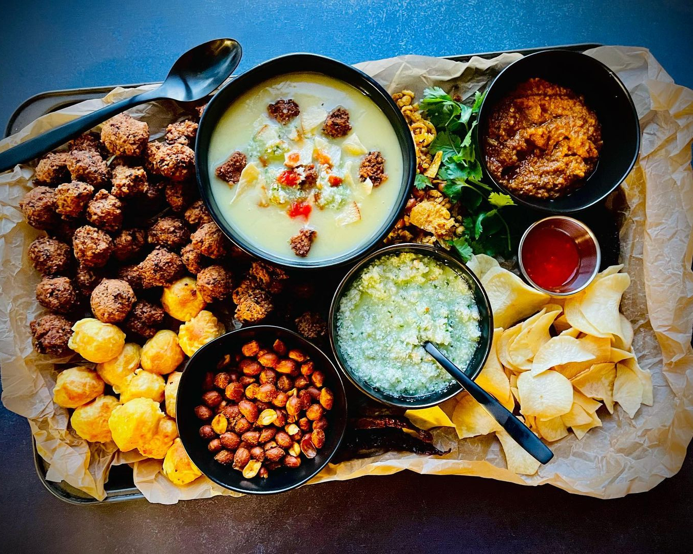 an image of traditional Zanzibar mix